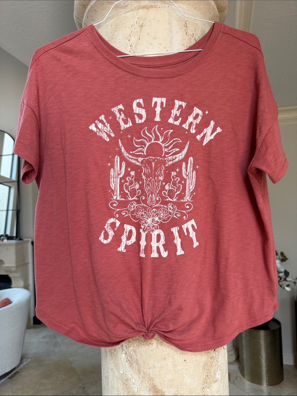 Shyanne Western Spirit Graphic Tee in Dusty Rusty Rose Size L
